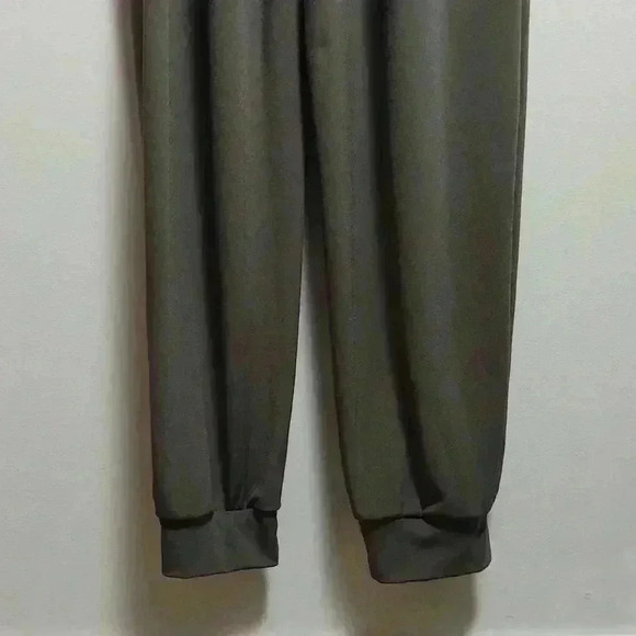 Lanston NWT Halter Sleeveless Jumpsuit in Army Green Size Large - Picture 3 of 14